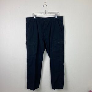 Wrangler | Men's Black Relaxed Fit Jeans 40 x 30